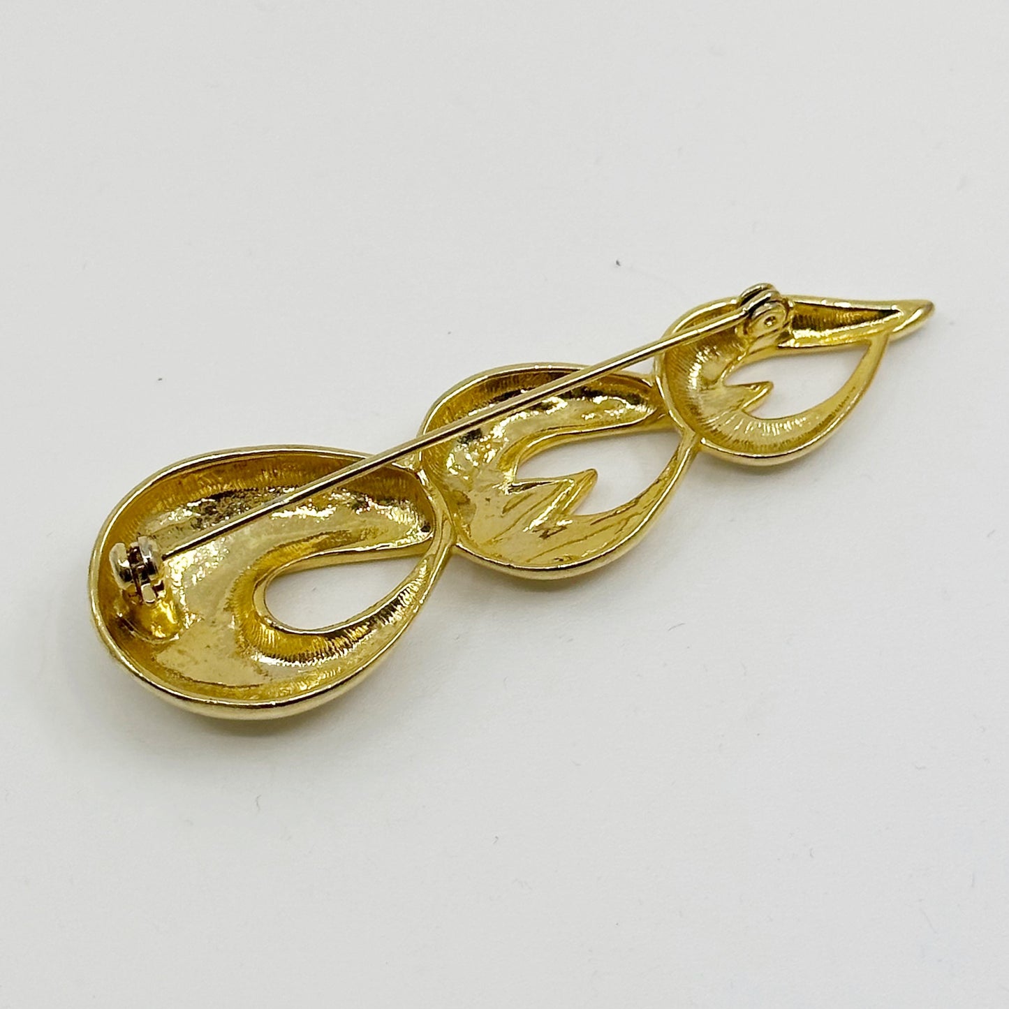 Vintage oversized Gold tone flourish brooch