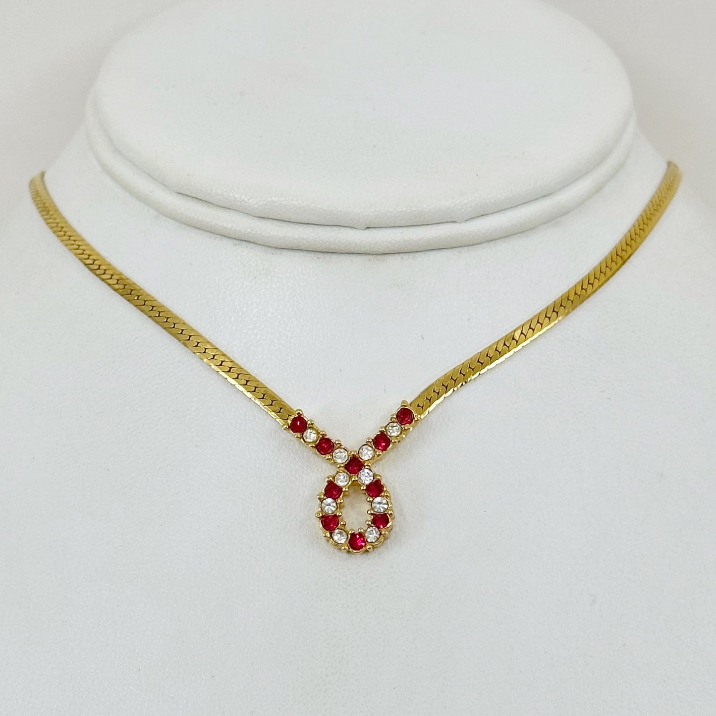 Gold tone rhinestone Necklace