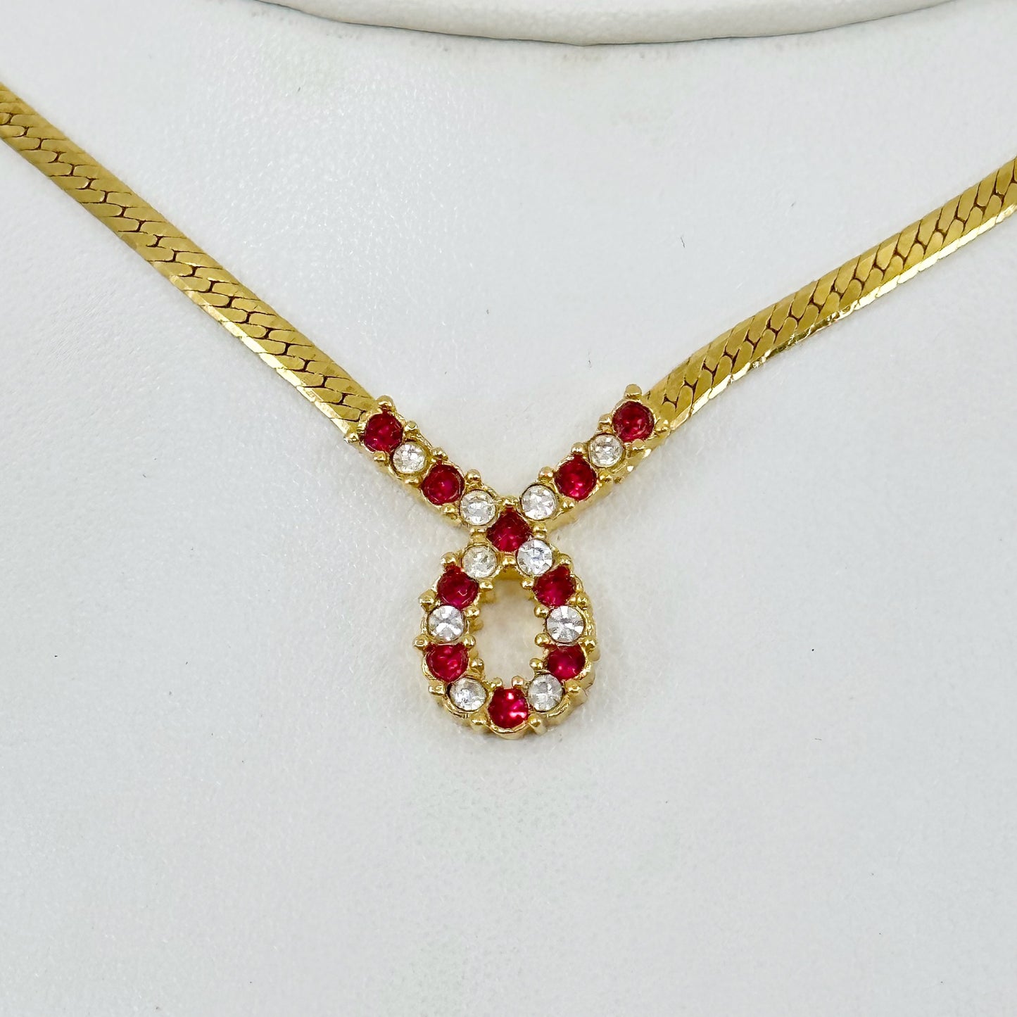 Gold tone rhinestone Necklace