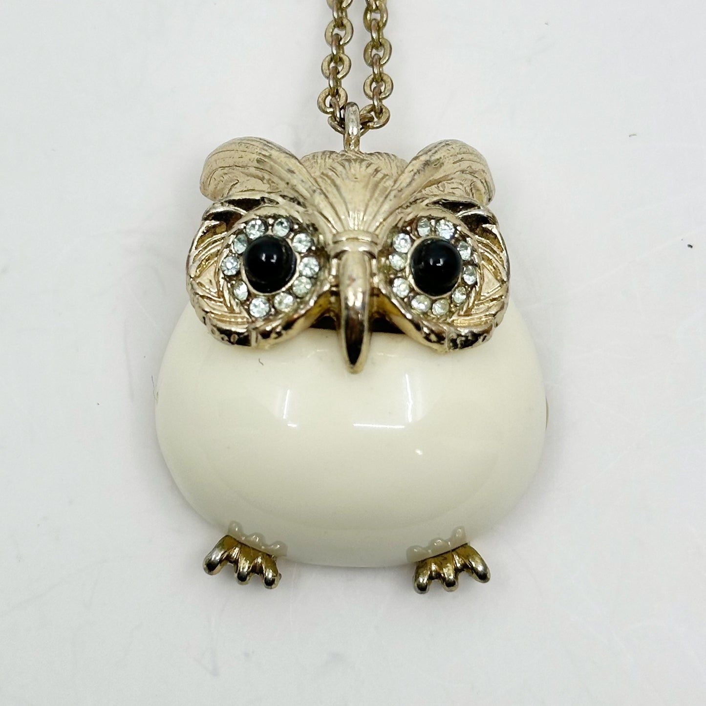 Vintage gold tone jelly belly owl rhinestone necklace