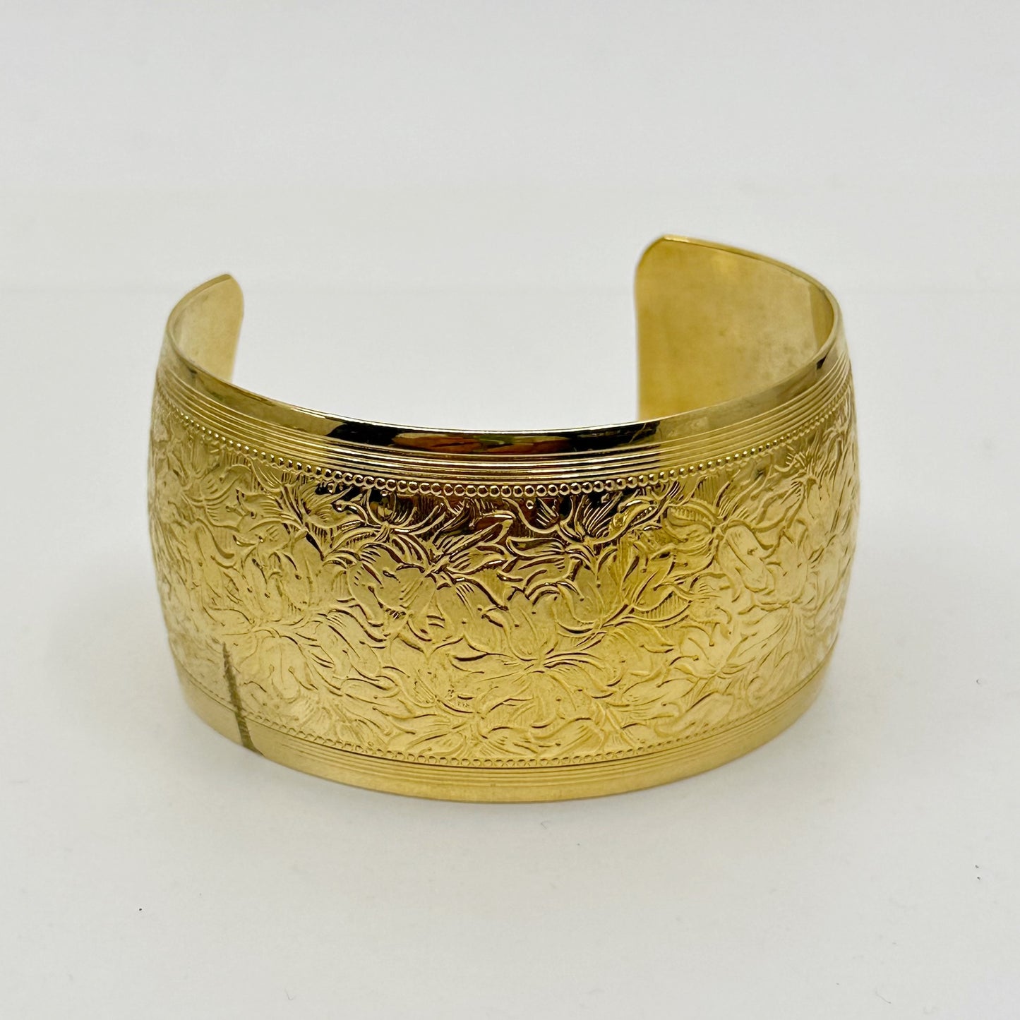 Vintage Gold Tone flower carved motif cuff bracelet