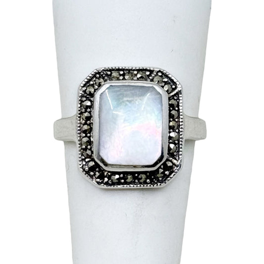 sterling silver mother of pearl marcasite ring - GM17