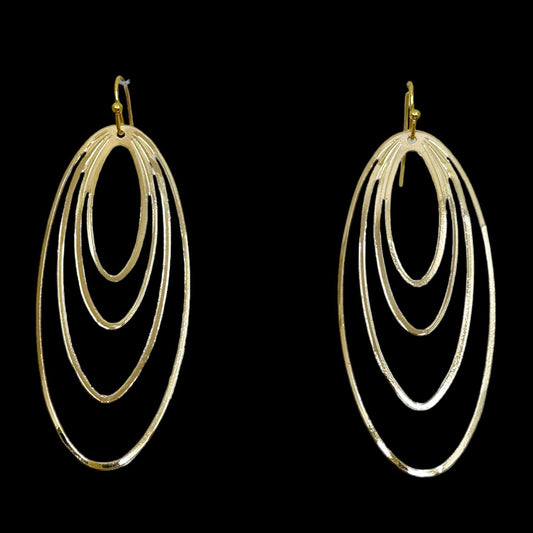 Gold tone link drop earrings