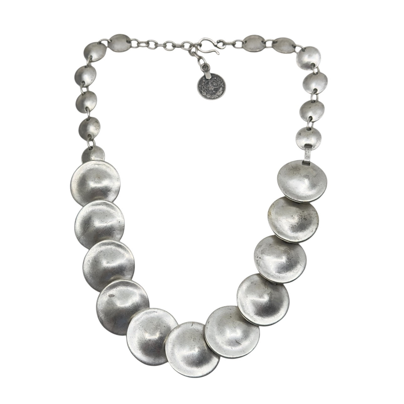 Silver tone fashion necklace