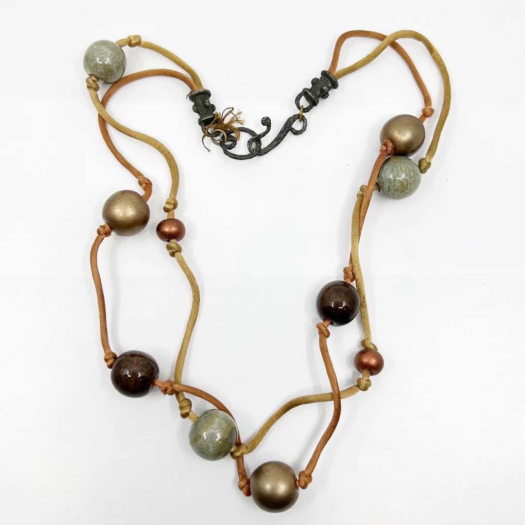 Vintage pottery bead necklace