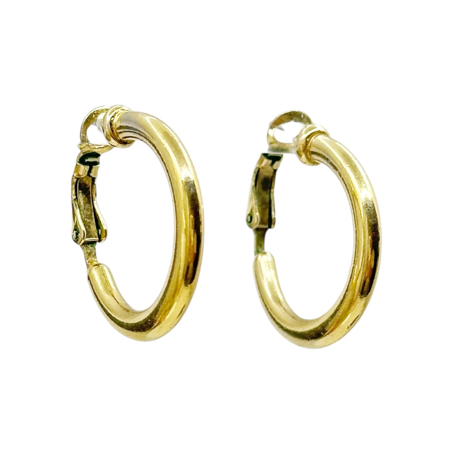 Vintage Gold Tone hoop earrings GM179