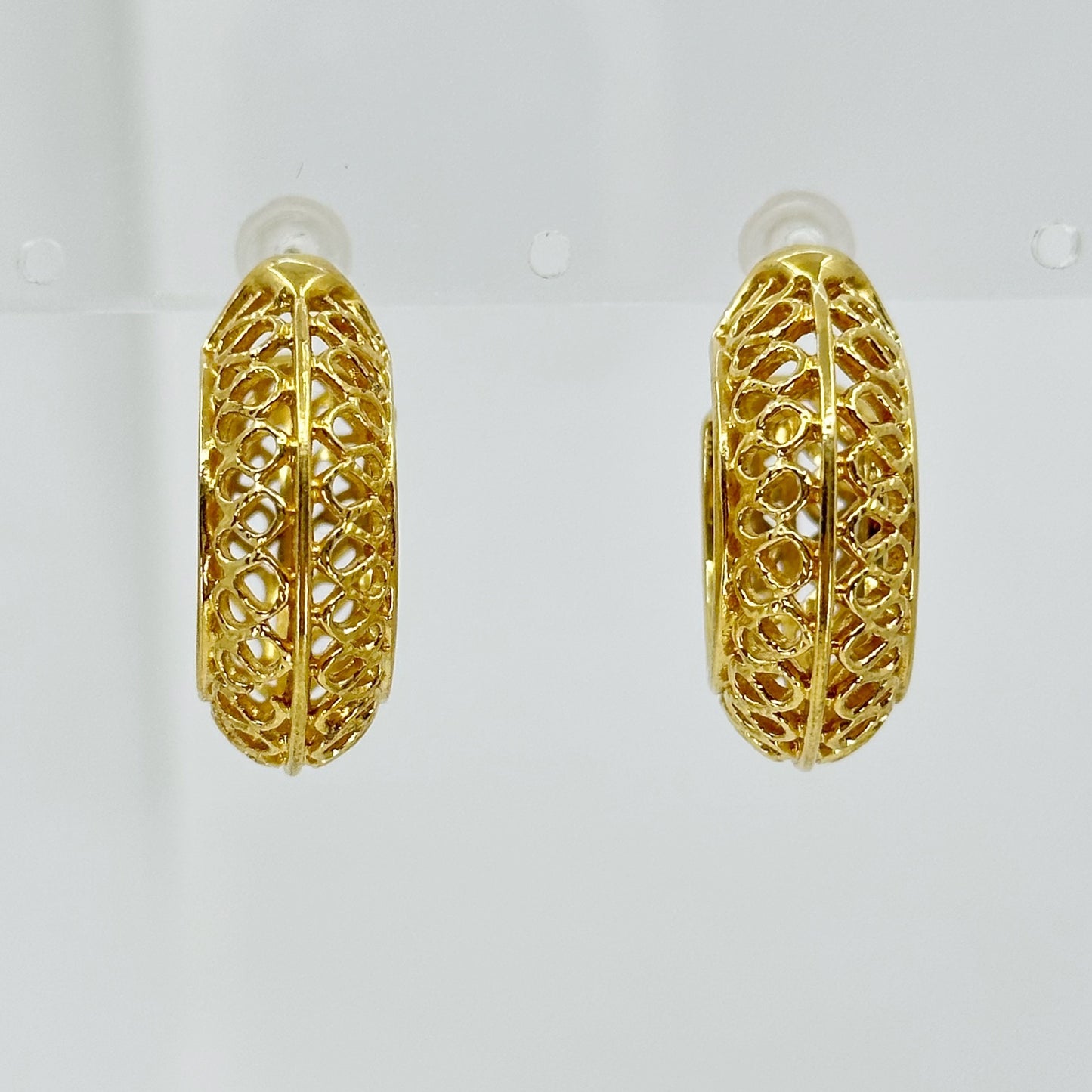 Vintage Gold Tone hoop earrings