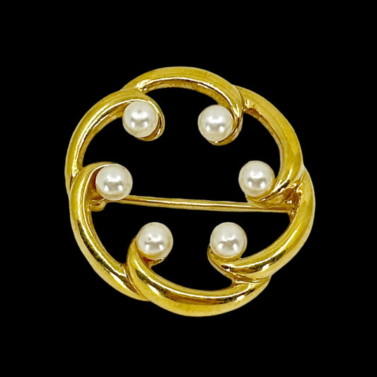 Napier Gold Tone pearl brooch