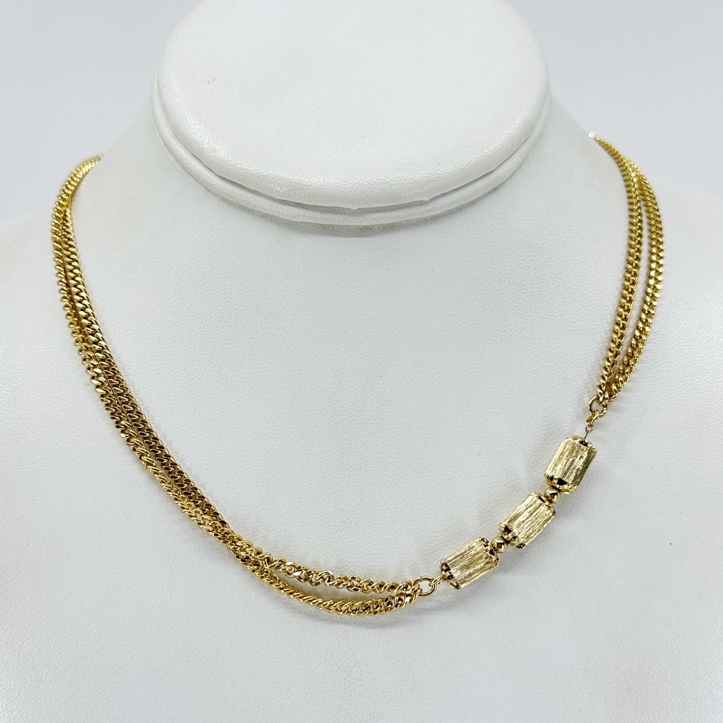 Vintage Monet Gold tone necklace