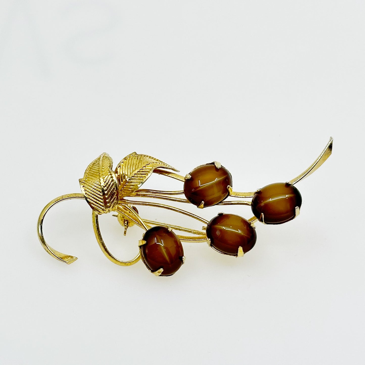 Vintage Gold Tone tiger eye Brooch