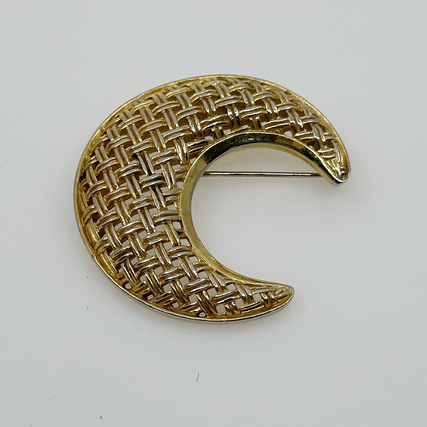 Vintage Trifari Gold Tone moon brooch