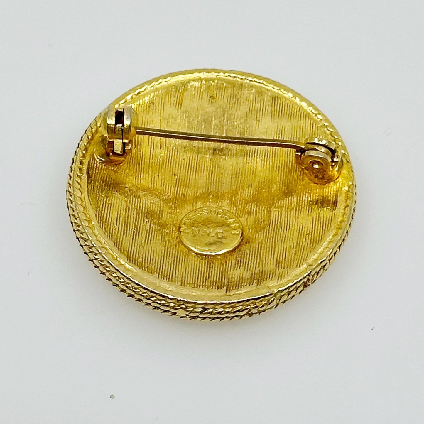 Vintage Accessocraft NYC Gold tone Neo Etruscan brooch