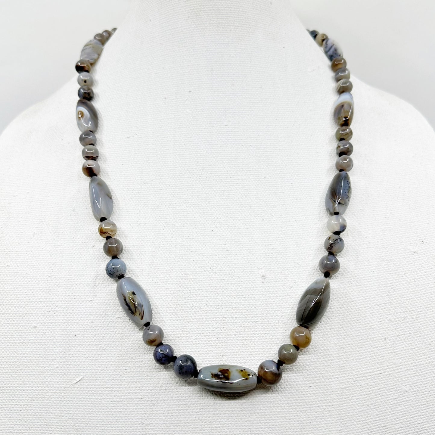 Vintage Chalcedony beads necklace