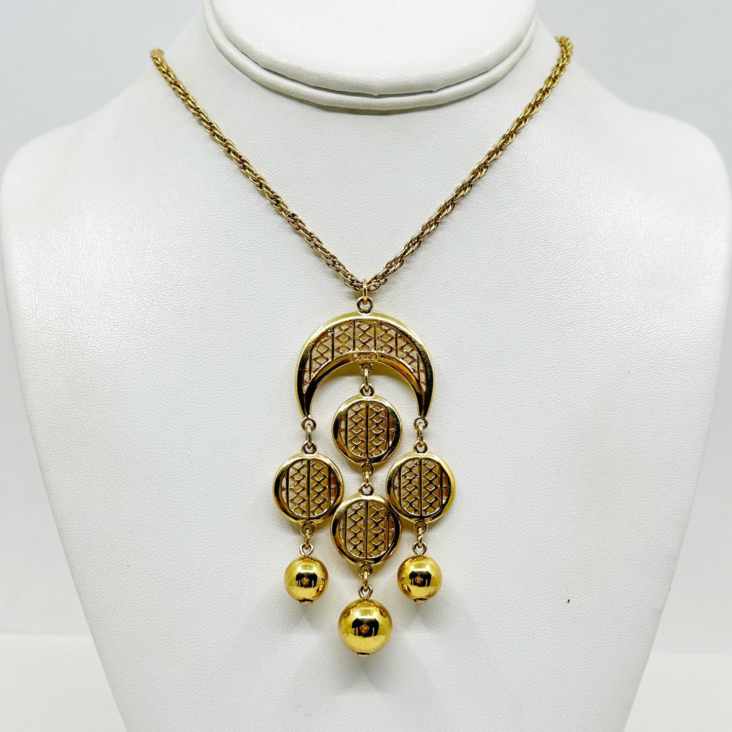 Vintage Trifari Gold Tone chandelier pendant necklace