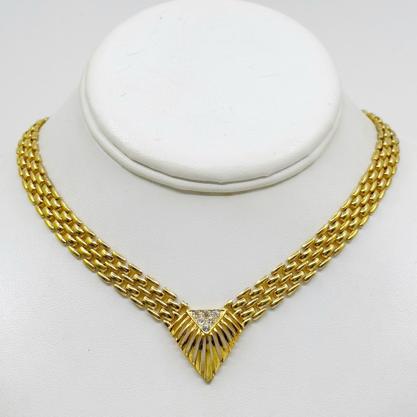 Vintage Gold tone rhinestone necklace