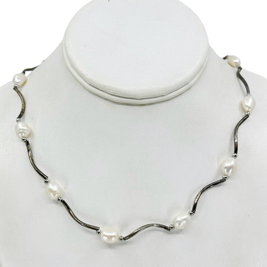 Silver Tone freshwater pearl necklace