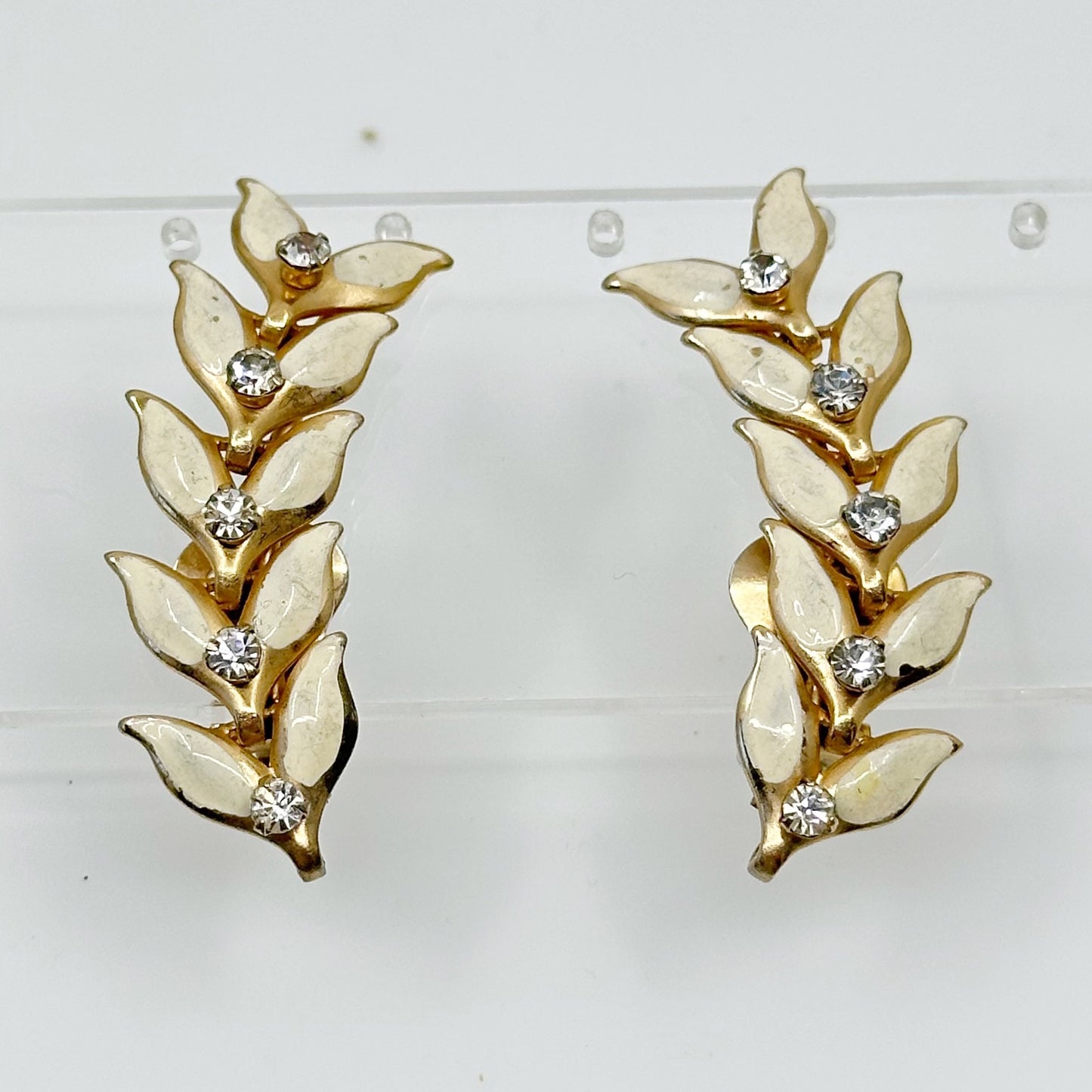 Vintage Gold tone rhinestone enamel clip on earrings