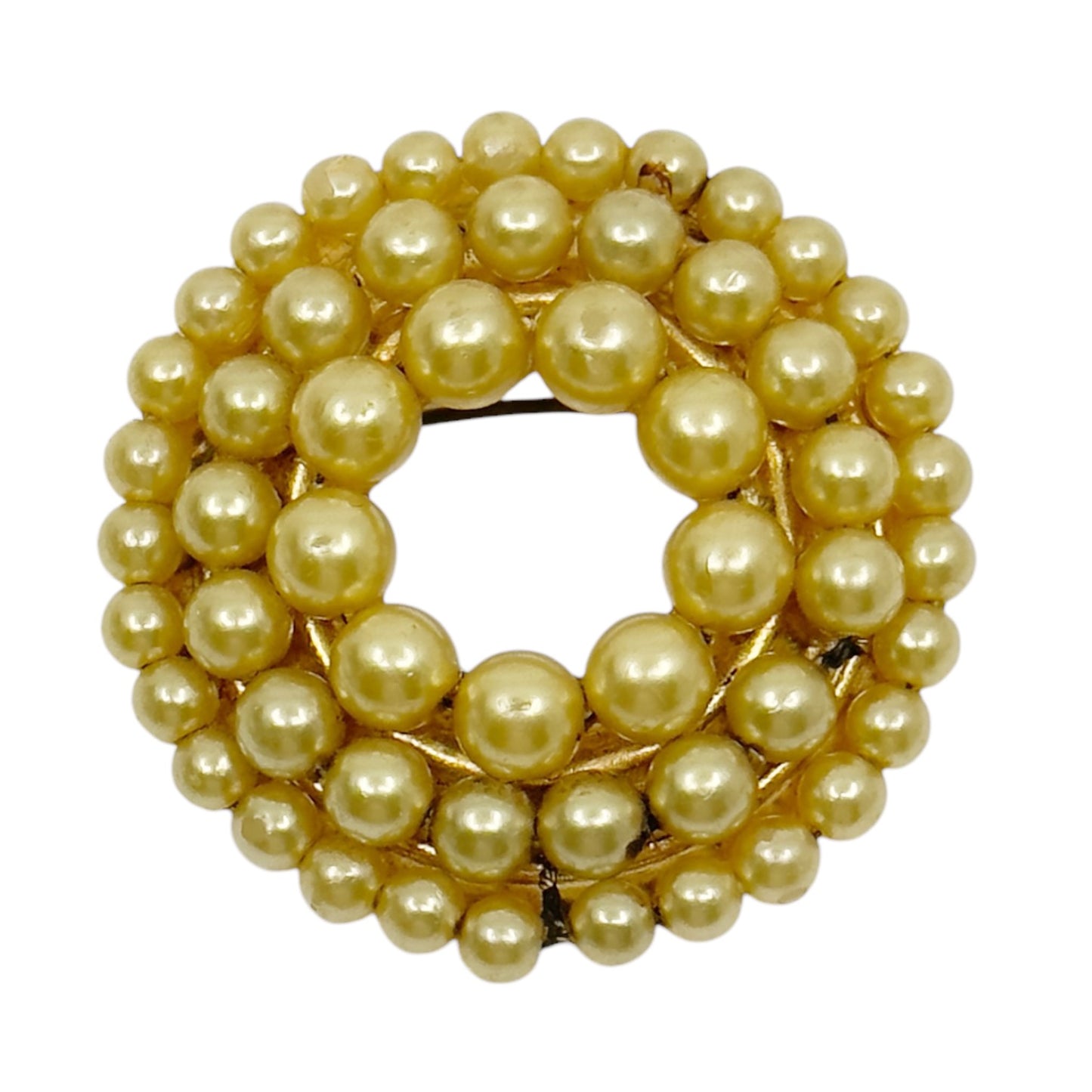 Vintage Gold Tone pearl brooch