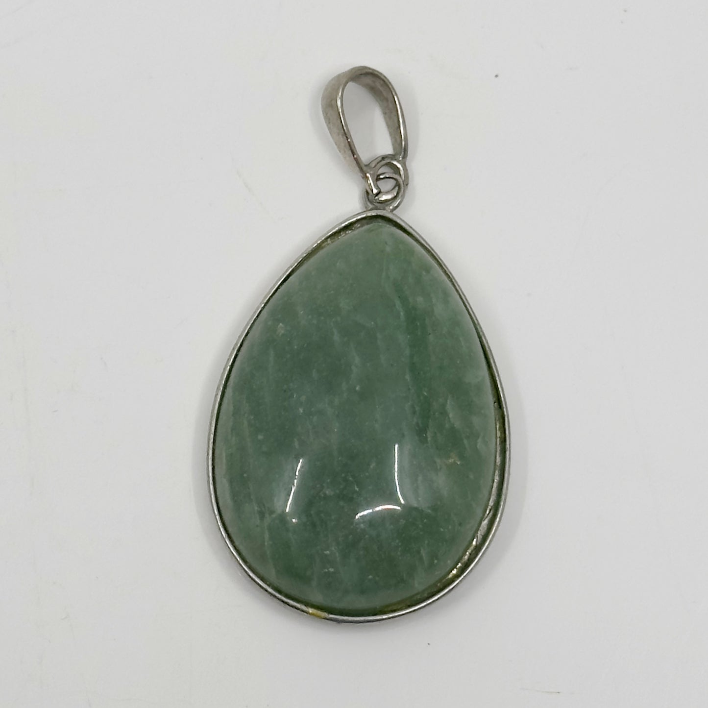 Silver tone aventurine cabochon pendant