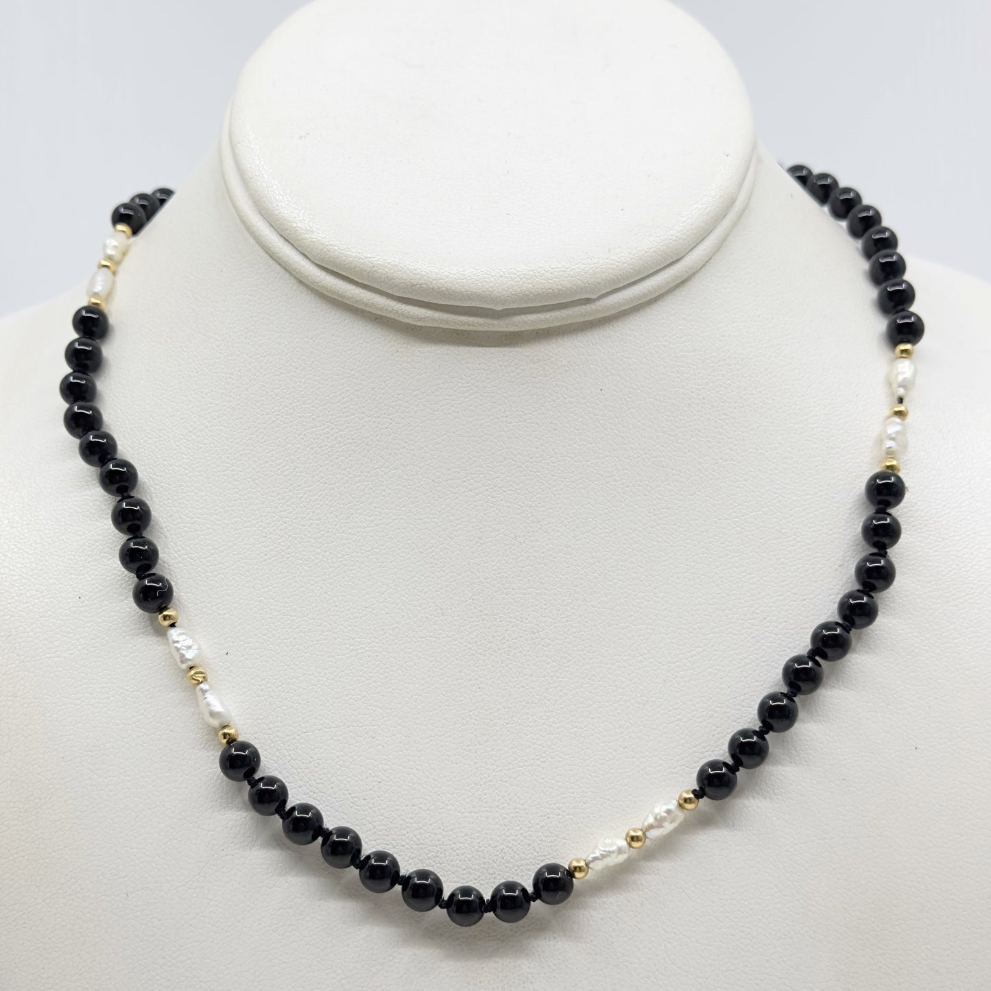 14k Gold onyx & freshwater pearl bead necklace