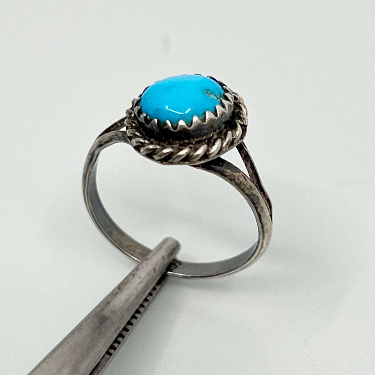 Navajo sterling silver turquoise ring