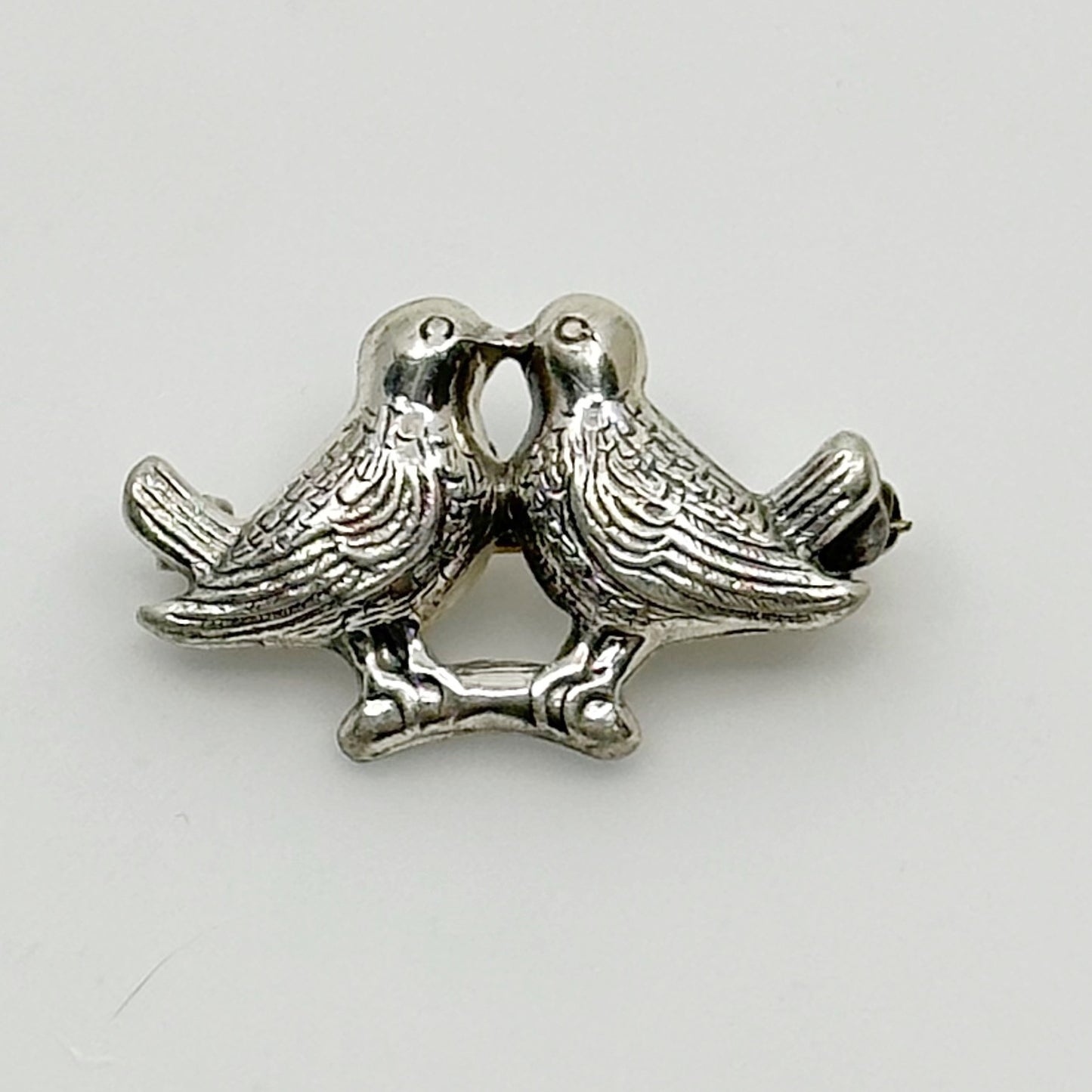 Vintage Sterling silver dove bird brooch