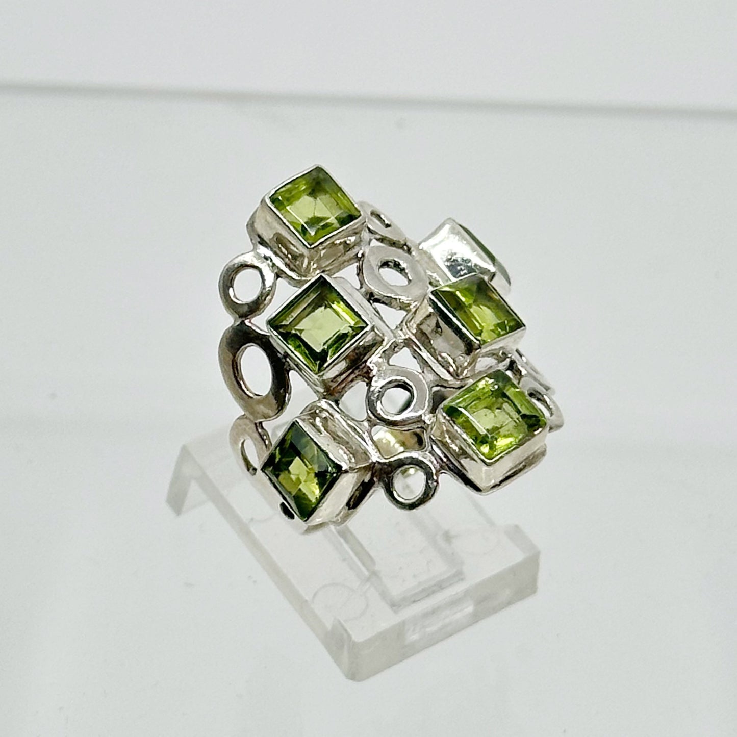 Sterling silver peridot ring