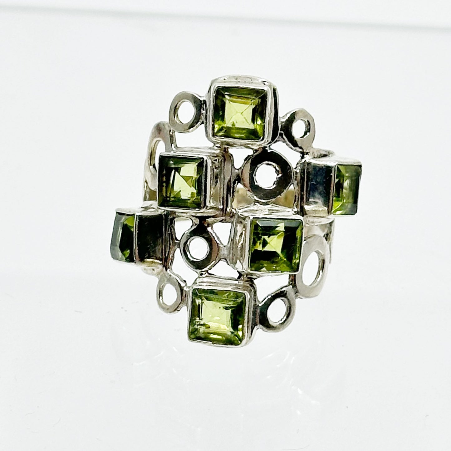 Sterling silver peridot ring