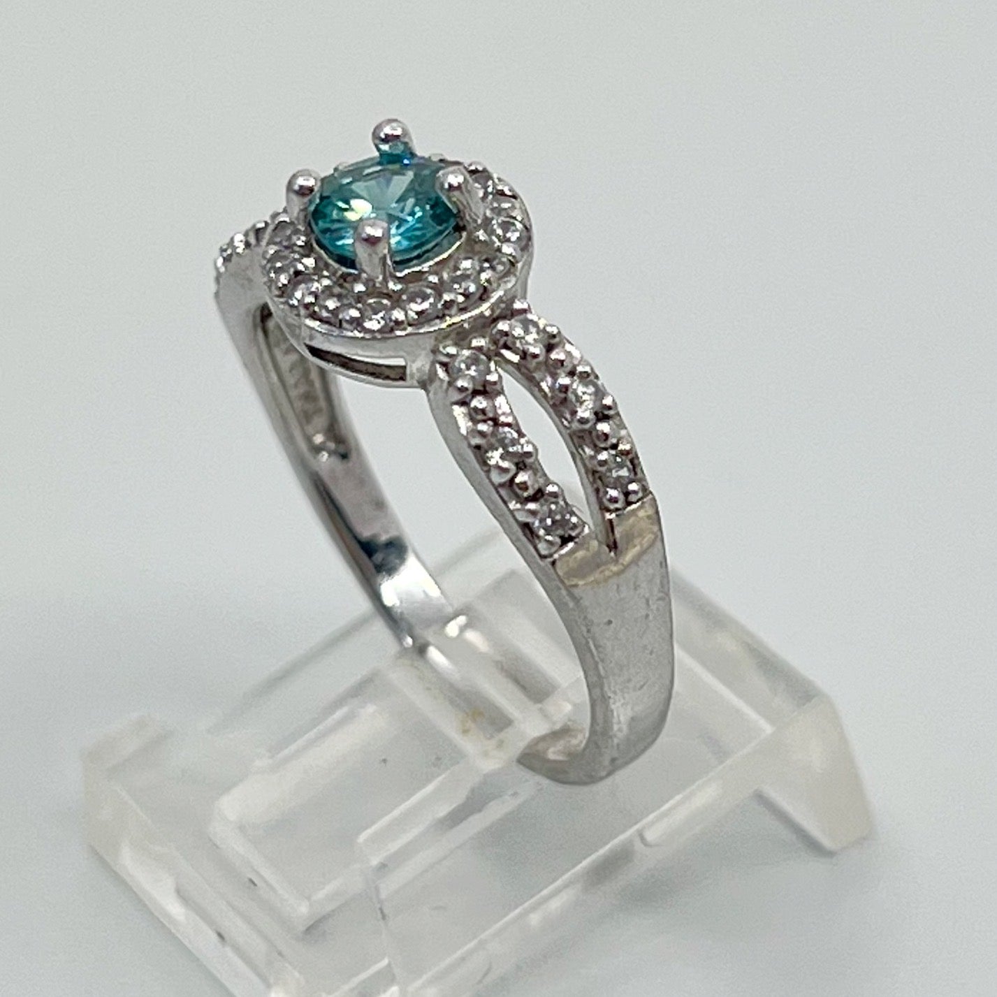 Sterling silver blue topaz & cubic zirconia ring