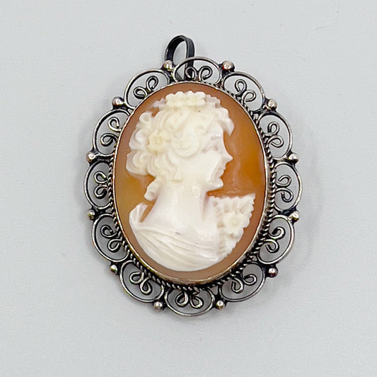 Vintage sterling silver shell cameo brooch / pendant