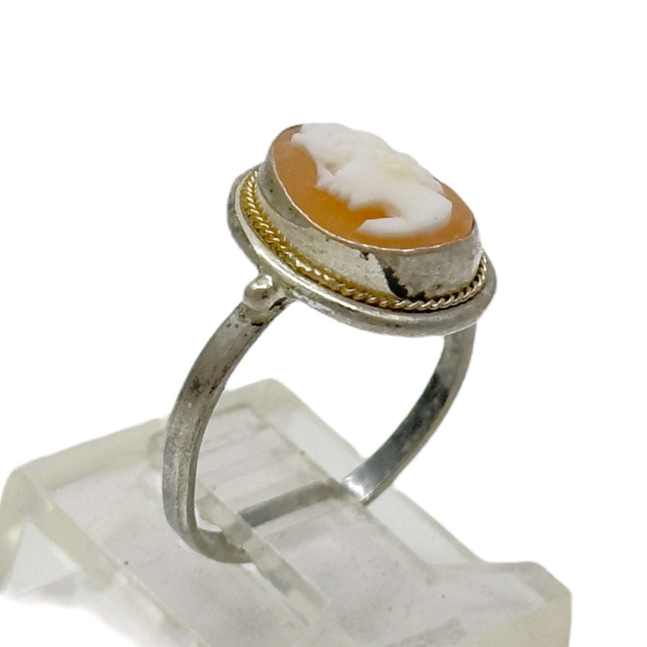 Vintage sterling silver Shell cameo ring