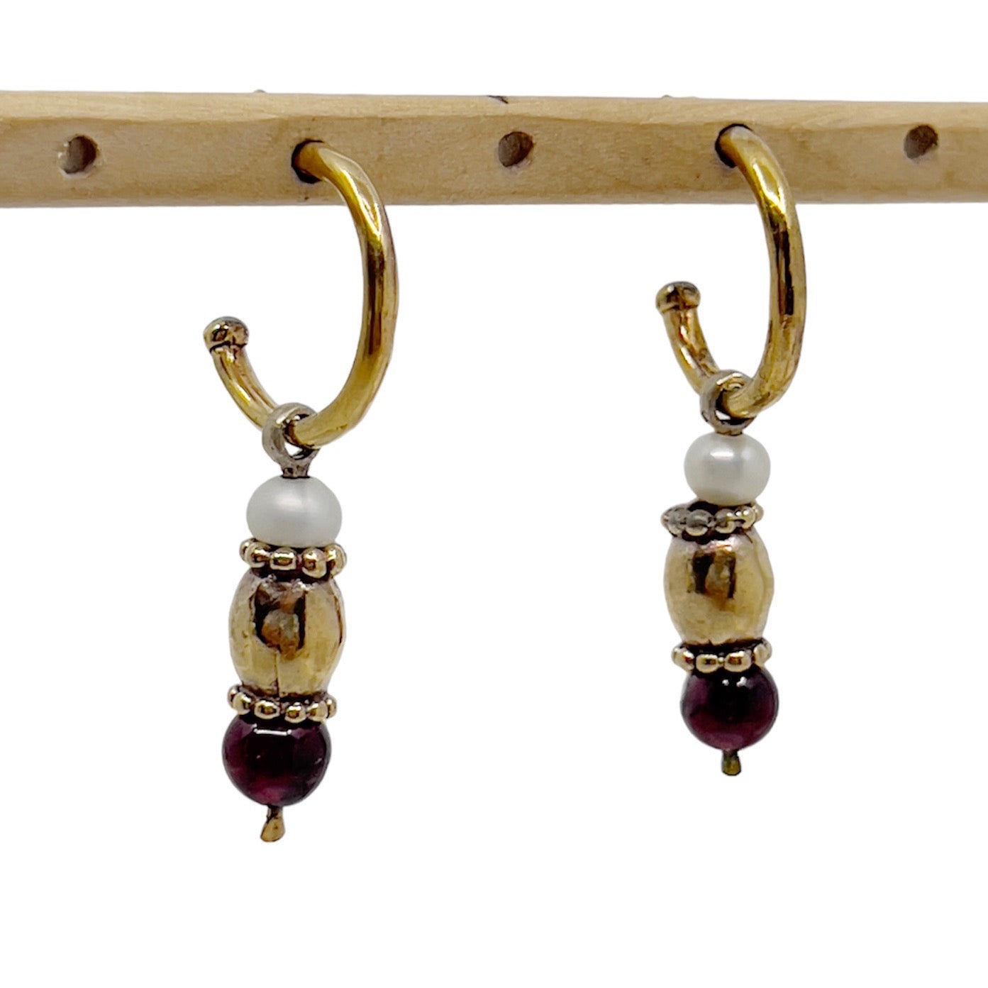 Metropolitan Museum of Art MMA Gold vermeil Sterling silver pearl & garnet earrings