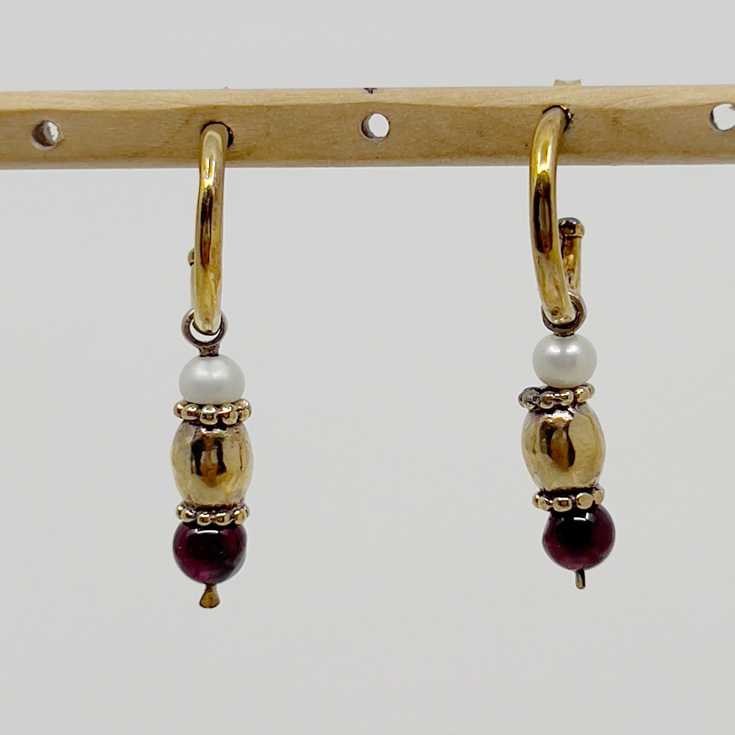 Metropolitan Museum of Art MMA Gold vermeil Sterling silver pearl & garnet earrings