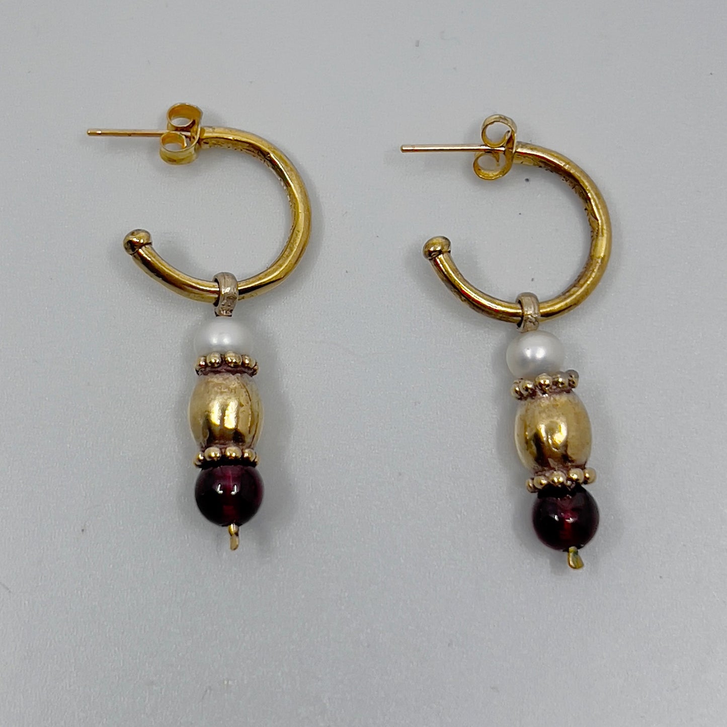 Metropolitan Museum of Art MMA Gold vermeil Sterling silver pearl & garnet earrings