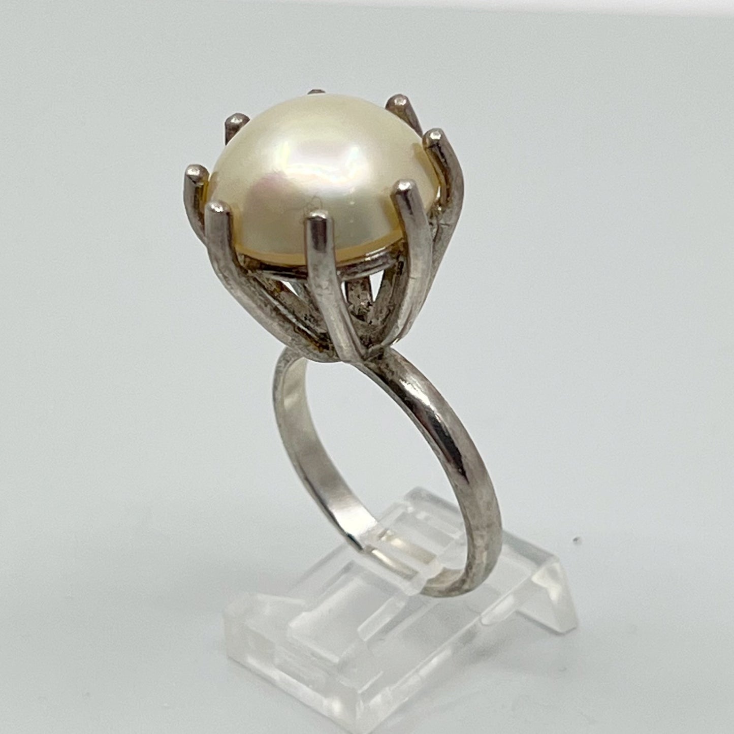 Hand Made Sterling silver Mabe pearl ring