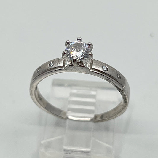 sterling silver cubic zirconia engagement ring