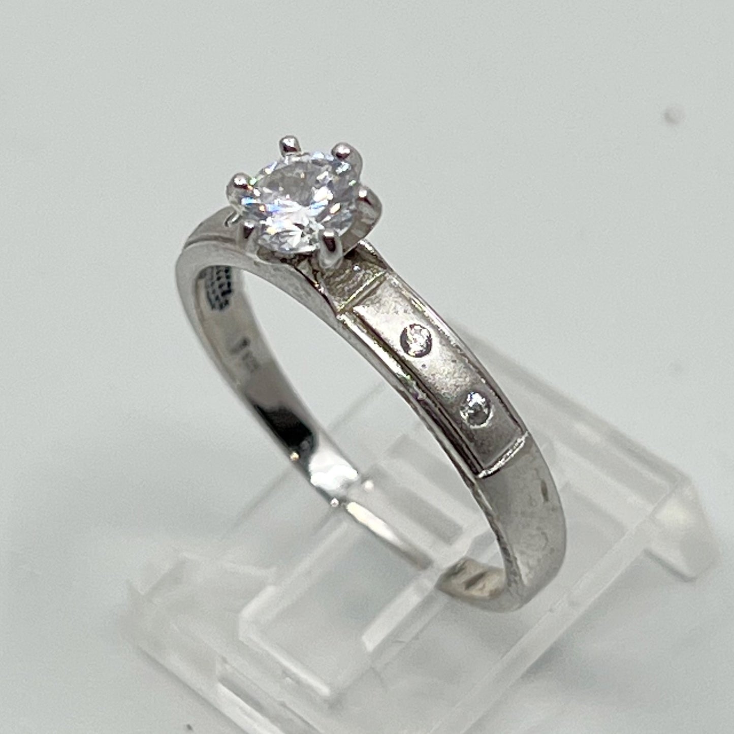 sterling silver cubic zirconia engagement ring