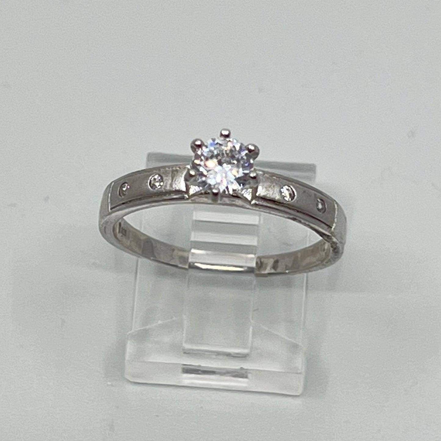 sterling silver cubic zirconia engagement ring