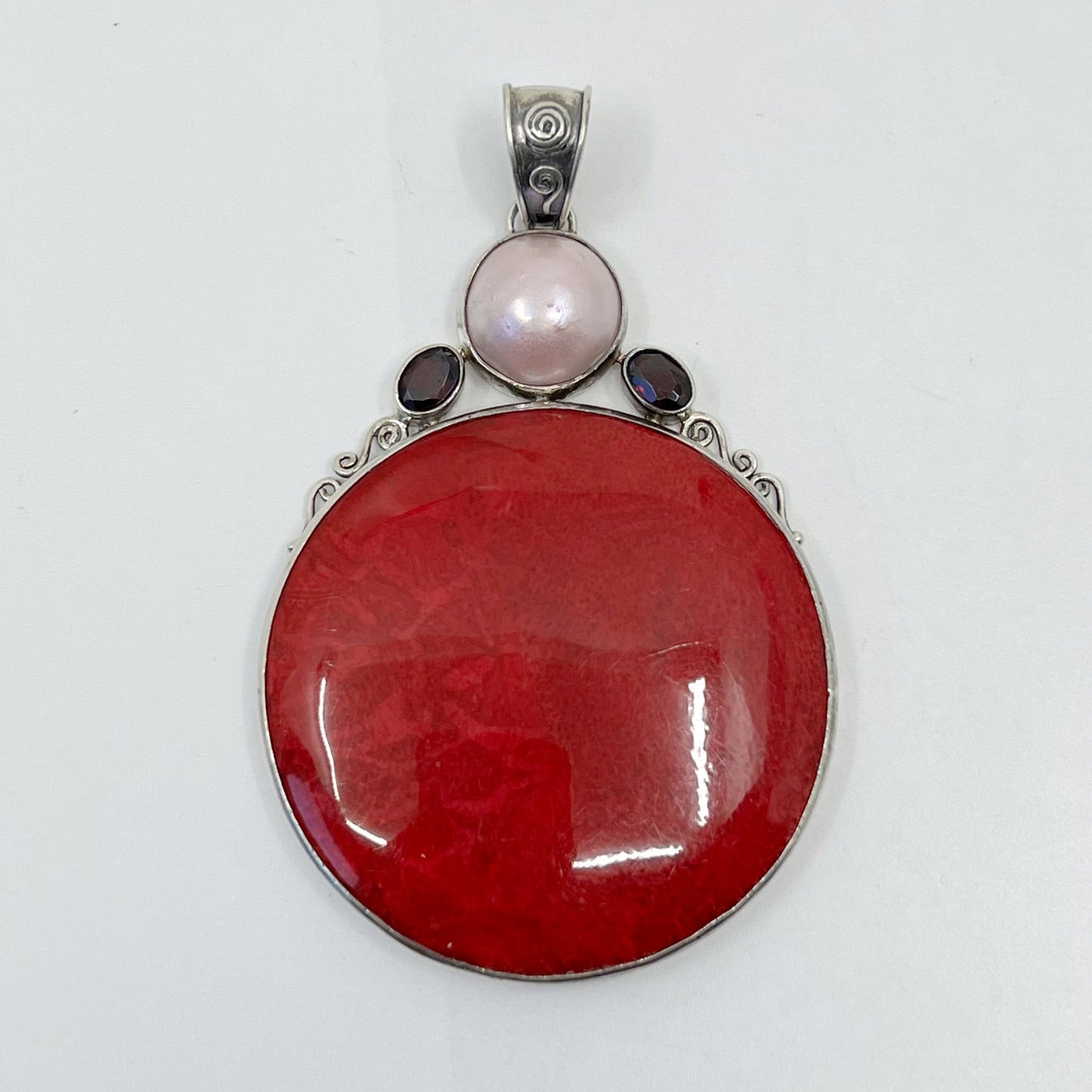 Sterling silver sponge coral & mabe pearl pendant