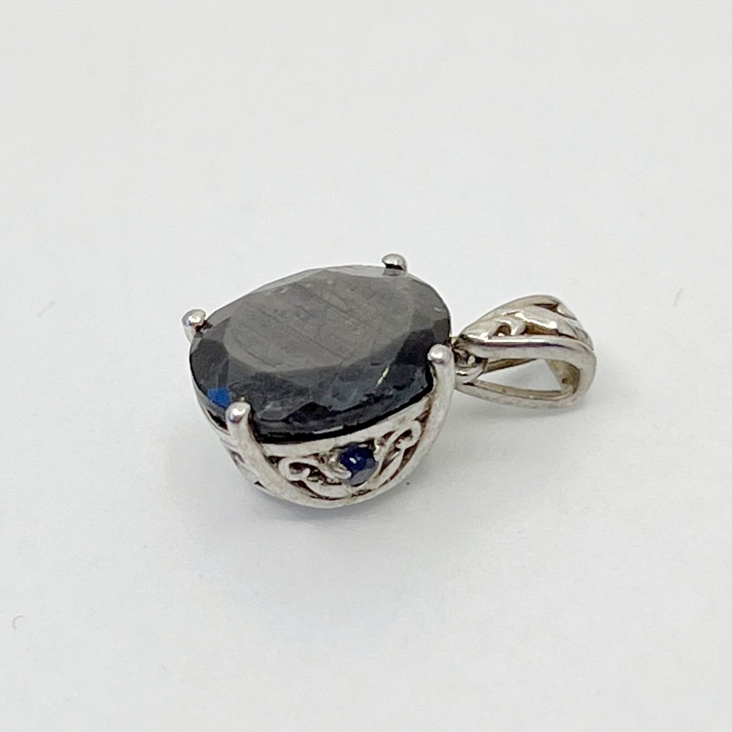 Sterling silver black sapphire pendant