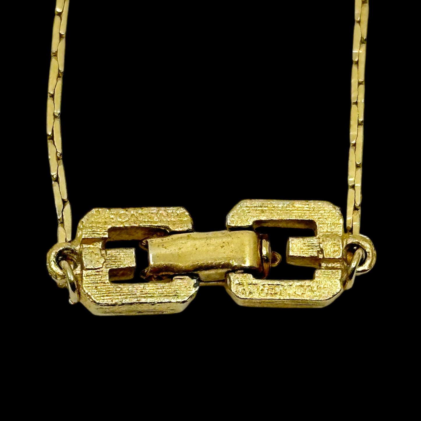 Vintage Givenchy Gold Tone Bijoux GG clasp necklace