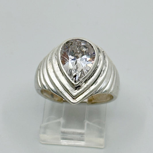 Sterling silver cubic zirconia ring