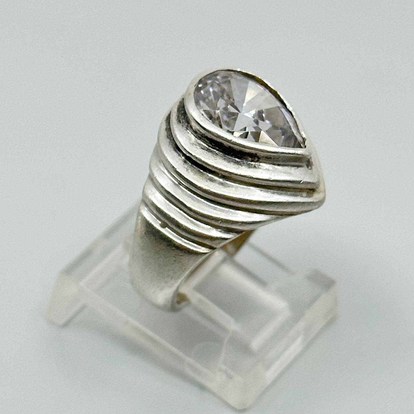 Sterling silver cubic zirconia ring