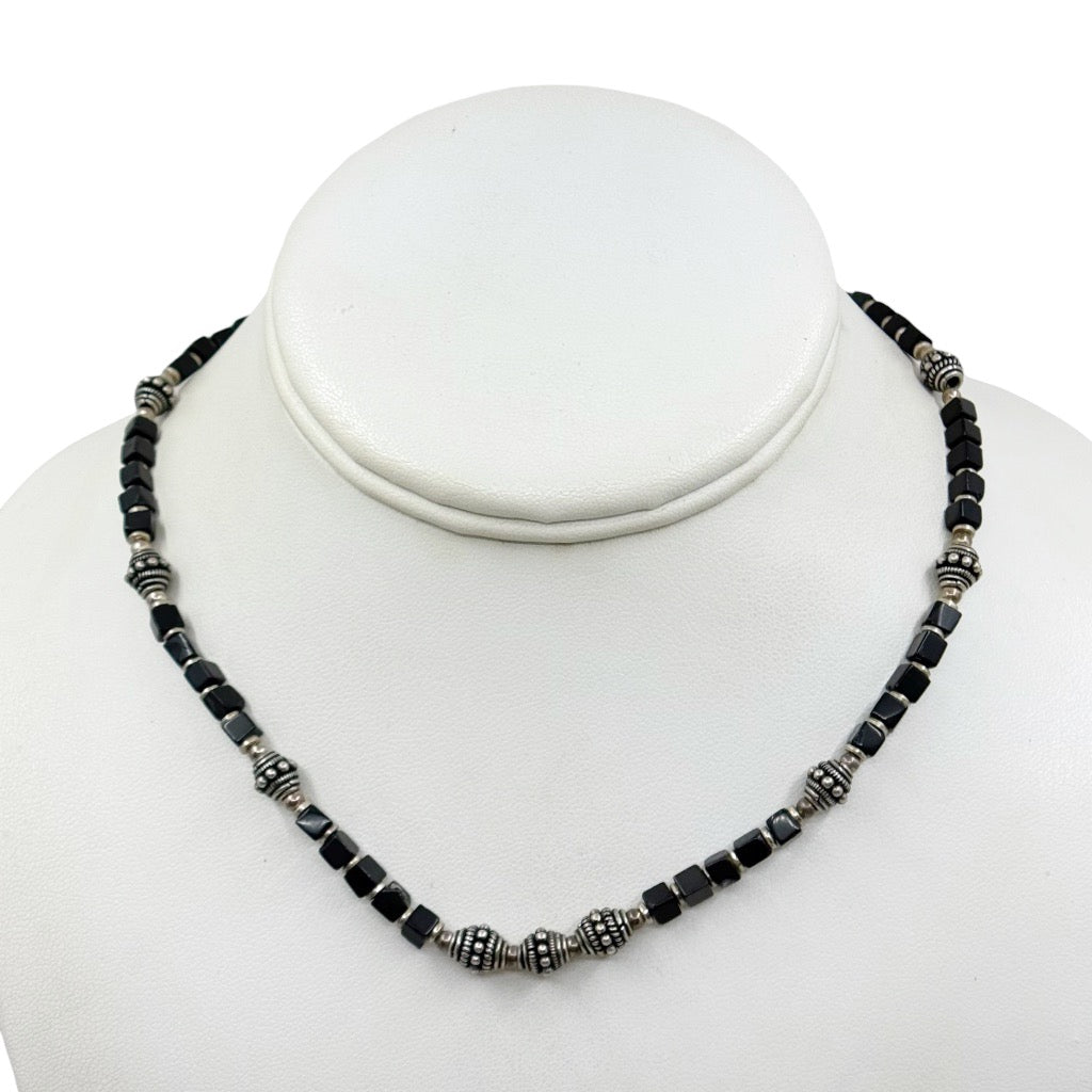 Hand Made Sterling silver onyx bead necklace - GM733