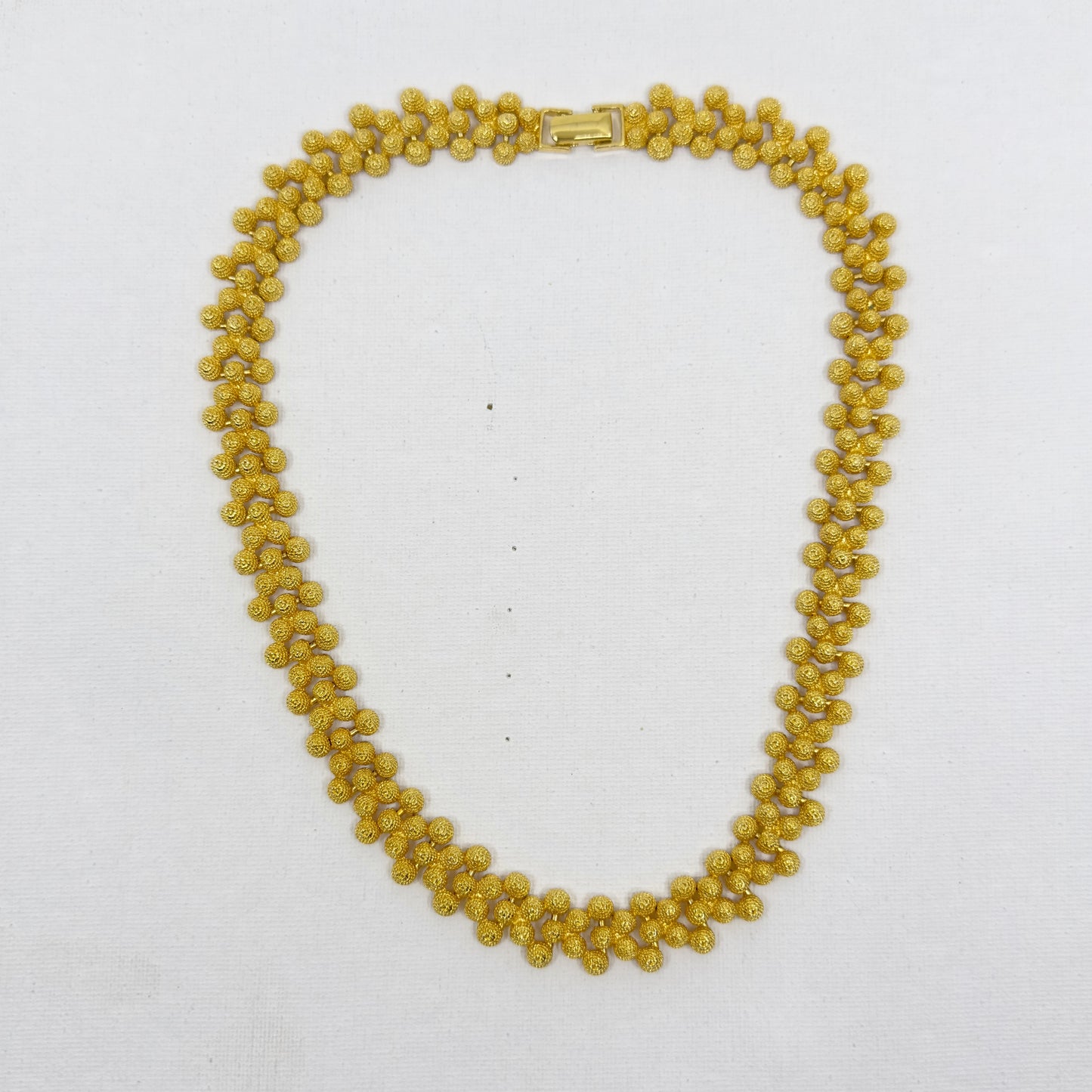 Vintage Gold tone Hobnail Domes necklace