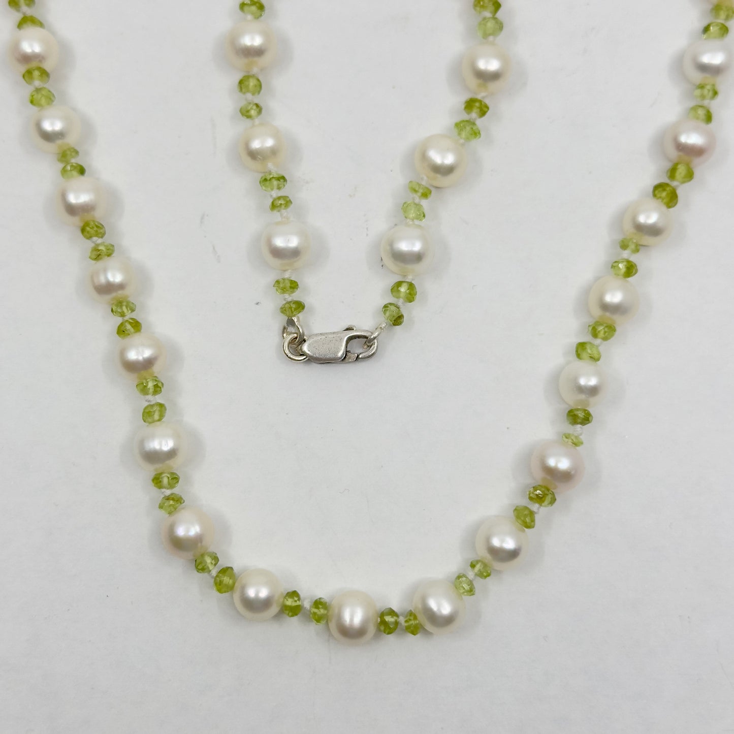 Hand Made Sterling Silver freshwater pearl & peridot bead necklace