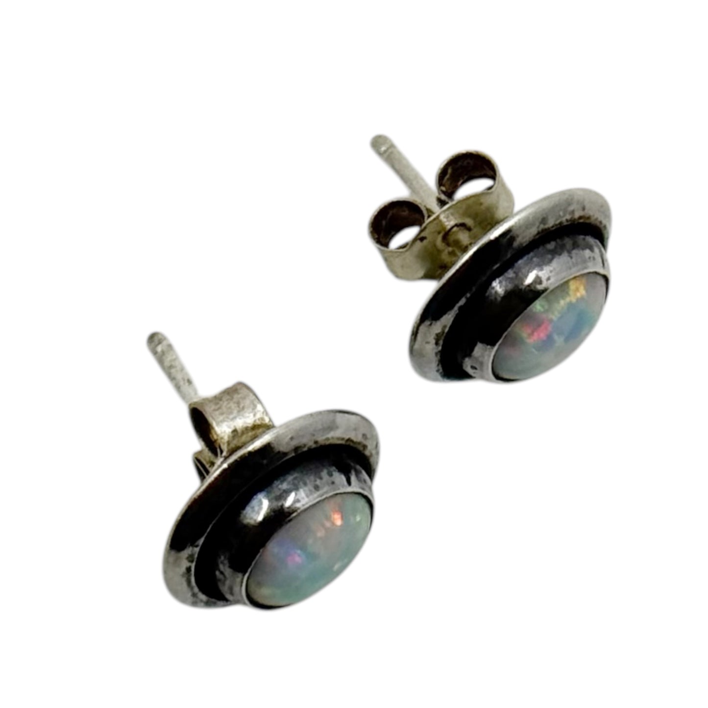 Hand Made sterling silver opal stud earrings - GM900