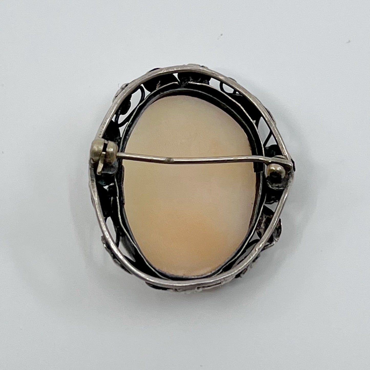 Art nouveau sterling silver shell cameo brooch