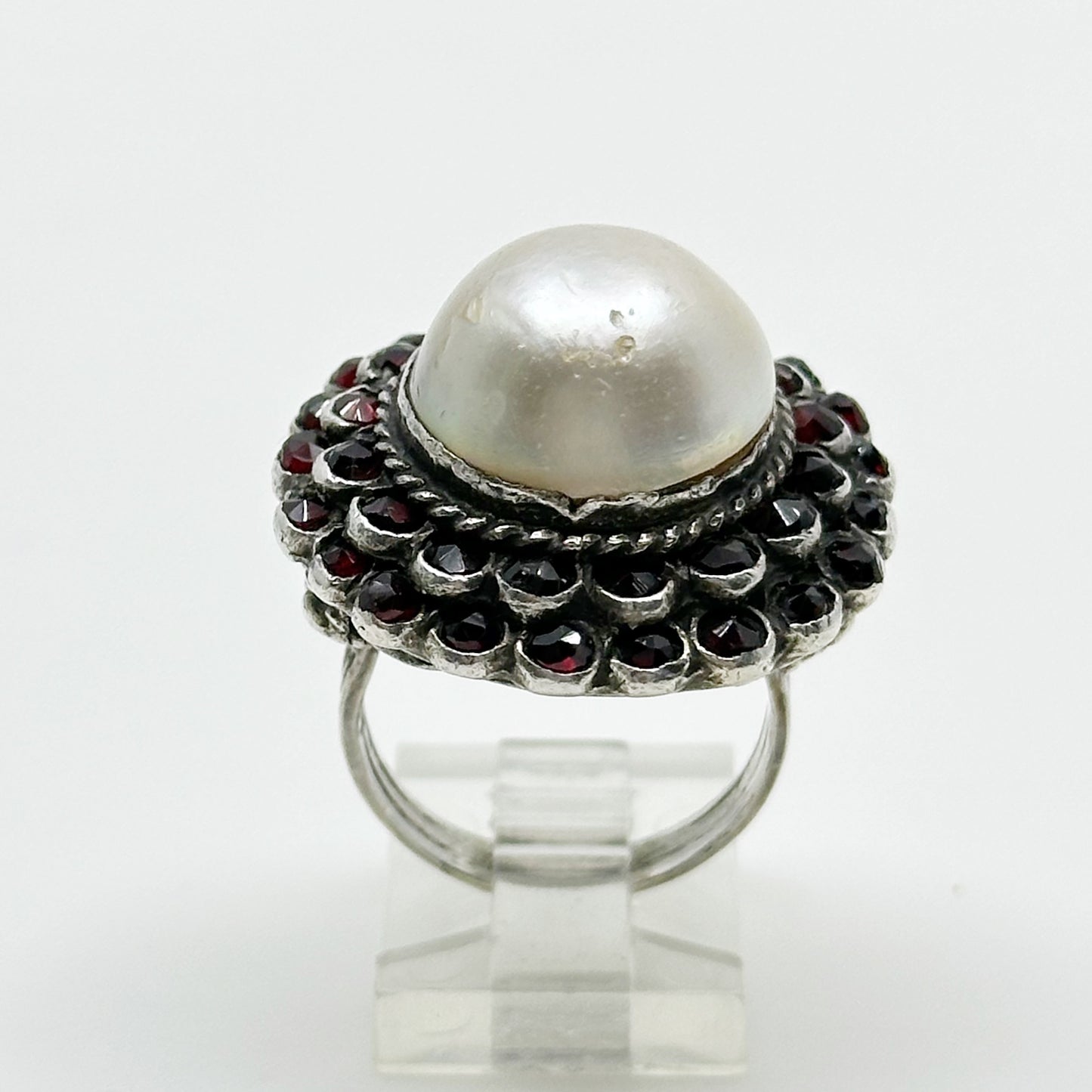 Vintage Sterling silver Mabe pearl & bohemian cut garnet ring