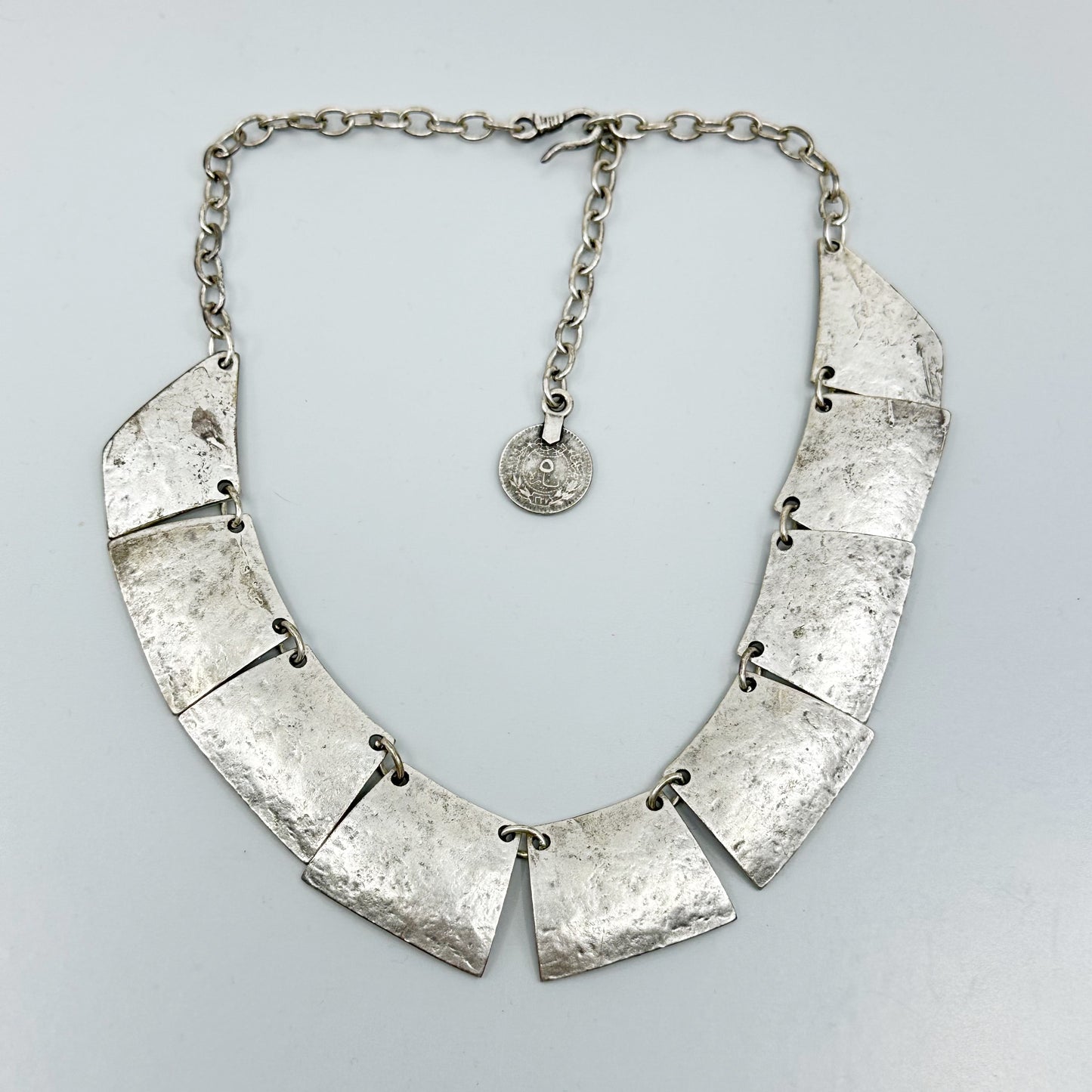 Silver tone fashion necklace